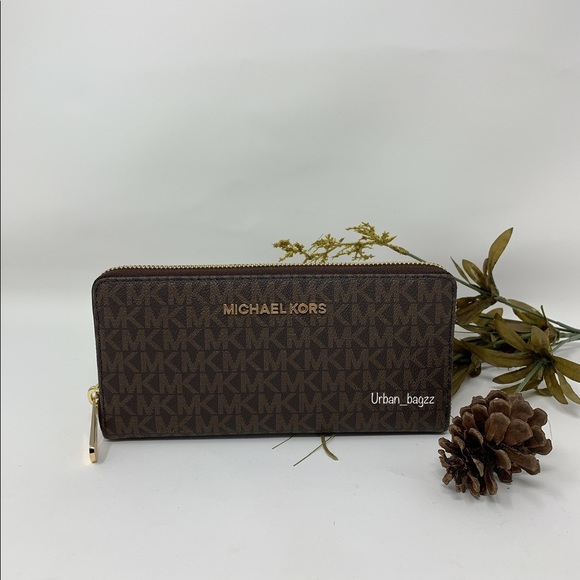 michael kors za continental wallet